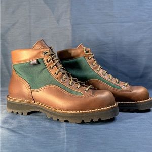 Danner Light II x ORVIS Special Edition (hike, hunt, outdoorsman boots)